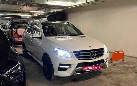 Mercedes-Benz M-Класс, 2014 год, 2 680 000 рублей, 3 фотография