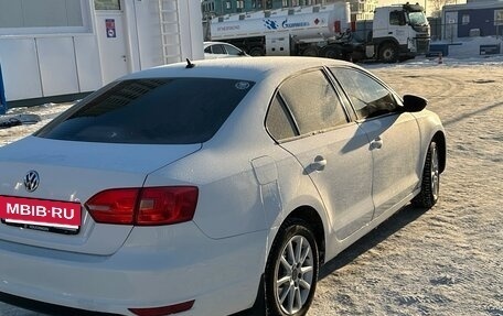 Volkswagen Jetta VI, 2013 год, 680 000 рублей, 2 фотография