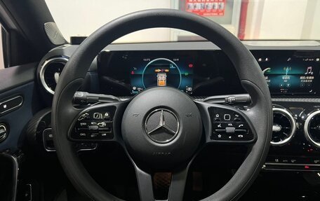 Mercedes-Benz A-Класс, 2021 год, 2 340 000 рублей, 9 фотография