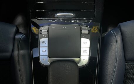 Mercedes-Benz A-Класс, 2021 год, 2 340 000 рублей, 11 фотография