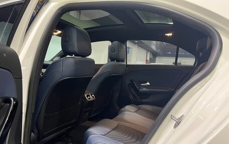 Mercedes-Benz A-Класс, 2021 год, 2 340 000 рублей, 17 фотография