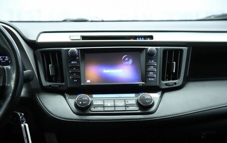 Toyota RAV4, 2016 год, 2 420 000 рублей, 14 фотография