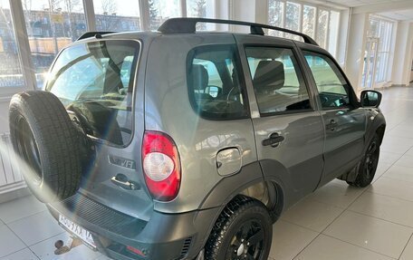 Chevrolet Niva I рестайлинг, 2018 год, 630 000 рублей, 4 фотография