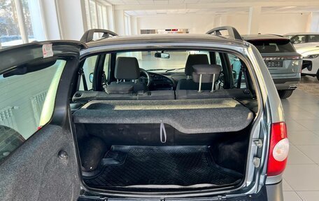 Chevrolet Niva I рестайлинг, 2018 год, 630 000 рублей, 8 фотография