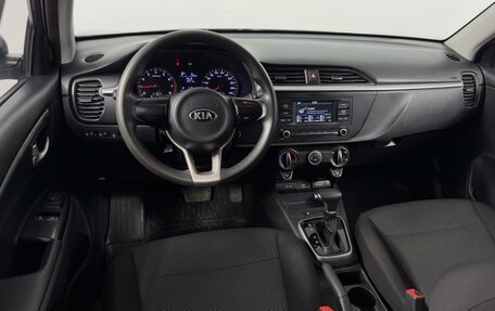 KIA Rio IV, 2020 год, 1 465 000 рублей, 6 фотография