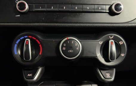 KIA Rio IV, 2020 год, 1 465 000 рублей, 18 фотография