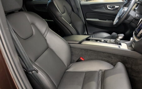 Volvo XC60 II, 2021 год, 4 650 000 рублей, 24 фотография