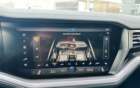 Volkswagen Touareg III, 2018 год, 9 000 000 рублей, 10 фотография