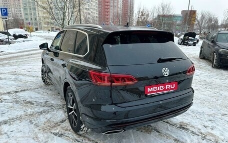 Volkswagen Touareg III, 2018 год, 9 000 000 рублей, 5 фотография