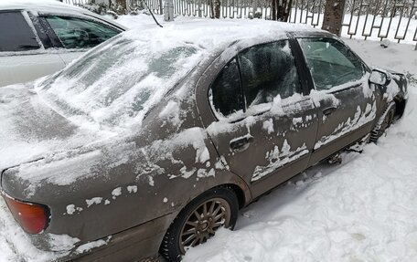 Nissan Primera II рестайлинг, 1998 год, 100 000 рублей, 4 фотография