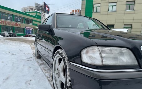 Mercedes-Benz C-Класс, 1994 год, 800 000 рублей, 9 фотография