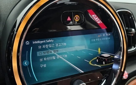 MINI Countryman II (F60), 2021 год, 4 930 000 рублей, 15 фотография