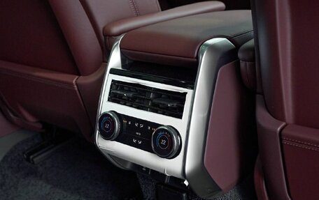 Land Rover Range Rover IV рестайлинг, 2025 год, 23 950 000 рублей, 22 фотография