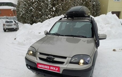 Chevrolet Niva I рестайлинг, 2017 год, 810 000 рублей, 1 фотография