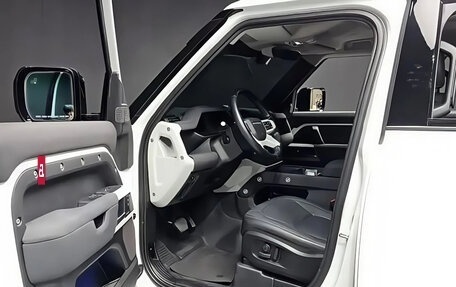 Land Rover Defender II, 2023 год, 9 500 000 рублей, 3 фотография