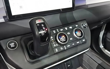 Land Rover Defender II, 2023 год, 9 500 000 рублей, 8 фотография