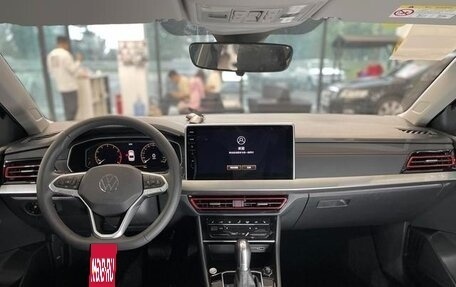 Volkswagen Lavida, 2023 год, 1 700 000 рублей, 6 фотография