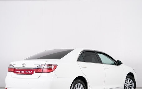 Toyota Camry, 2016 год, 1 899 000 рублей, 6 фотография