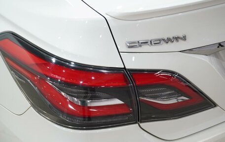 Toyota Crown, 2019 год, 3 570 000 рублей, 8 фотография