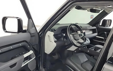 Land Rover Defender II, 2022 год, 9 380 000 рублей, 3 фотография