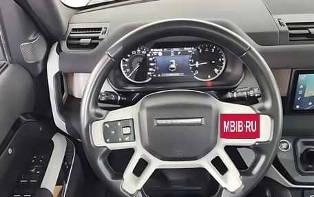 Land Rover Defender II, 2022 год, 9 380 000 рублей, 5 фотография