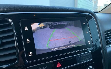 Mitsubishi Outlander III рестайлинг 3, 2019 год, 2 550 000 рублей, 21 фотография