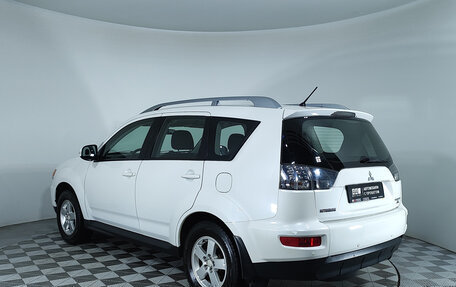 Mitsubishi Outlander III рестайлинг 3, 2010 год, 1 297 000 рублей, 8 фотография