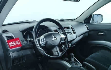 Mitsubishi Outlander III рестайлинг 3, 2010 год, 1 297 000 рублей, 9 фотография