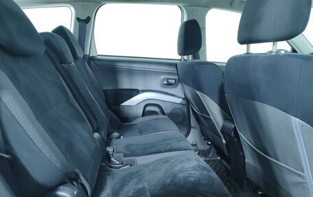 Mitsubishi Outlander III рестайлинг 3, 2010 год, 1 297 000 рублей, 21 фотография