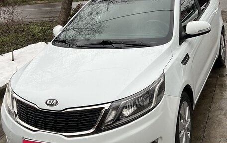 KIA Rio III рестайлинг, 2013 год, 1 190 000 рублей, 2 фотография