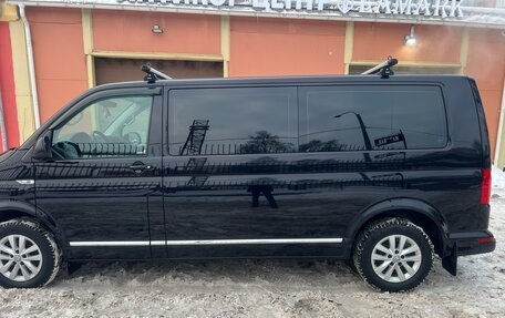 Volkswagen Caravelle T6 рестайлинг, 2018 год, 4 000 000 рублей, 5 фотография