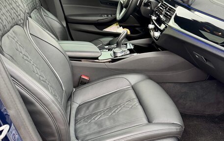 BMW 5 серия, 2020 год, 5 390 000 рублей, 23 фотография