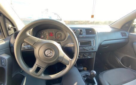 Volkswagen Polo VI (EU Market), 2013 год, 920 000 рублей, 11 фотография