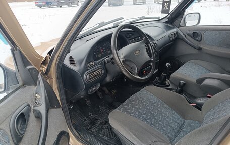 Chevrolet Niva I рестайлинг, 2005 год, 185 000 рублей, 18 фотография