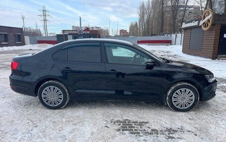 Volkswagen Jetta VI, 2013 год, 1 050 000 рублей, 3 фотография