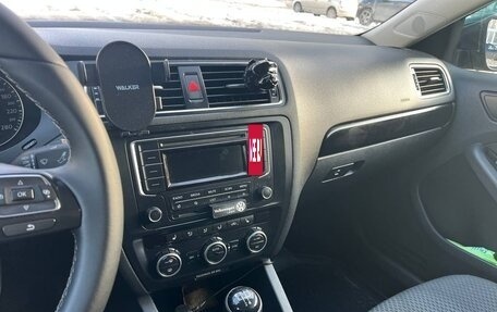 Volkswagen Jetta VI, 2013 год, 1 050 000 рублей, 8 фотография