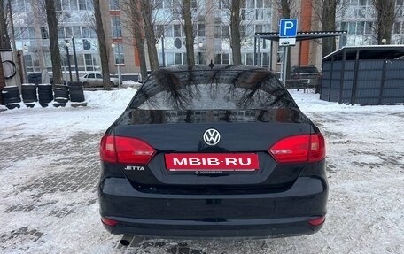 Volkswagen Jetta VI, 2013 год, 1 050 000 рублей, 4 фотография