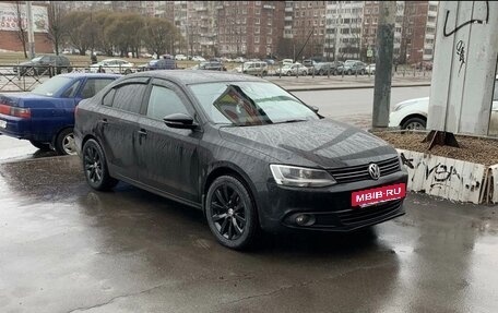 Volkswagen Jetta VI, 2013 год, 1 050 000 рублей, 17 фотография