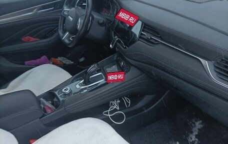 Haval F7 I, 2019 год, 1 570 000 рублей, 4 фотография