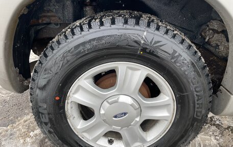 Ford Escape II, 2002 год, 395 000 рублей, 20 фотография