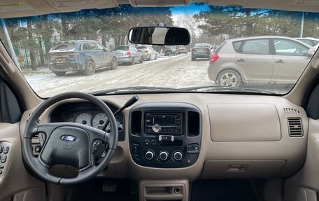 Ford Escape II, 2002 год, 395 000 рублей, 25 фотография