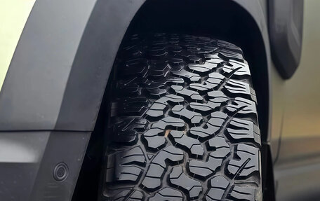 Land Rover Defender II, 2022 год, 10 300 000 рублей, 15 фотография