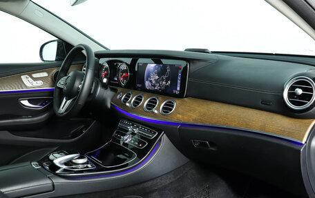 Mercedes-Benz E-Класс, 2020 год, 3 790 000 рублей, 9 фотография