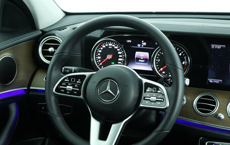 Mercedes-Benz E-Класс, 2020 год, 3 790 000 рублей, 21 фотография