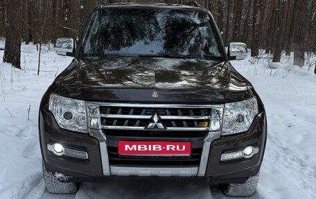 Mitsubishi Pajero IV, 2017 год, 4 500 000 рублей, 1 фотография