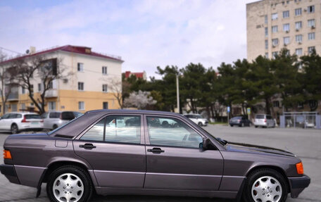Mercedes-Benz 190 (W201), 1991 год, 1 350 000 рублей, 5 фотография