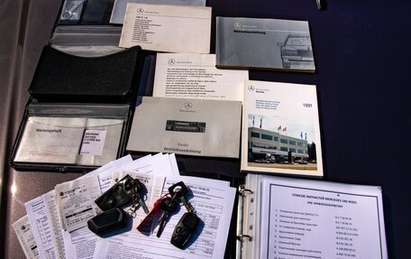 Mercedes-Benz 190 (W201), 1991 год, 1 350 000 рублей, 25 фотография