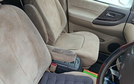 Nissan Presage I, 2001 год, 330 000 рублей, 2 фотография