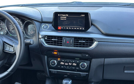 Mazda 6, 2017 год, 1 475 000 рублей, 11 фотография