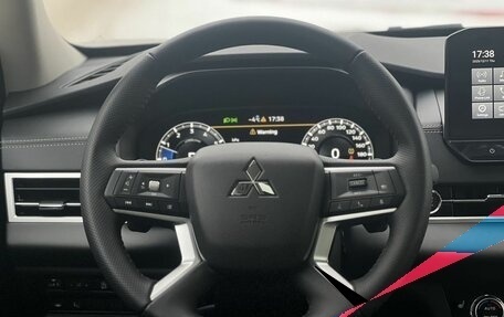 Mitsubishi Outlander, 2023 год, 3 990 000 рублей, 27 фотография